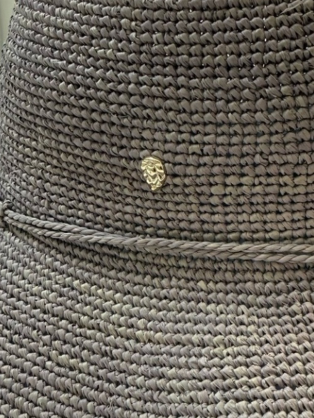 Helen Kaminski Provence 10 Hand Stitched Madagascan Rafia Tag Included NWOT - Picture 11 of 16